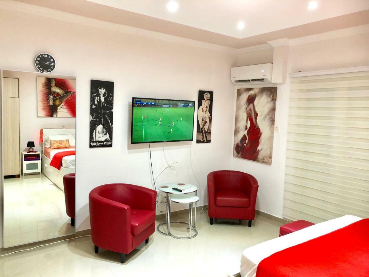 Paphos Gardens Studio Suite Dış mekan fotoğraf